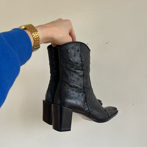 Black square toe boots - Bought in Italy - Picture 2 of 9